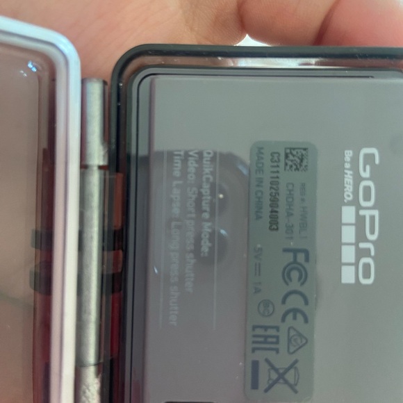 GoPro HERO (2014) CHDHA-301 – 1080p Waterproof Action Camera￼ - Picture 3 of 3